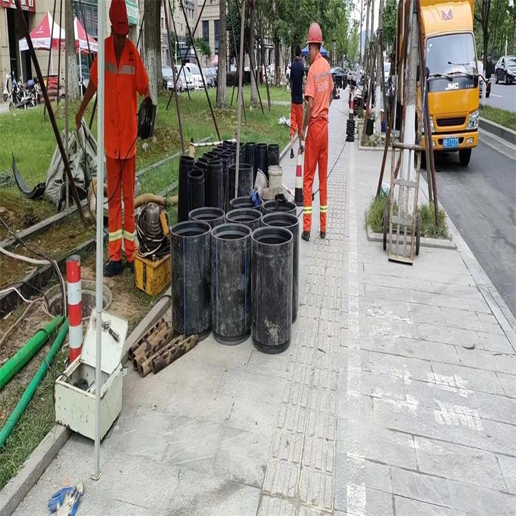钟楼管道短管置换修复